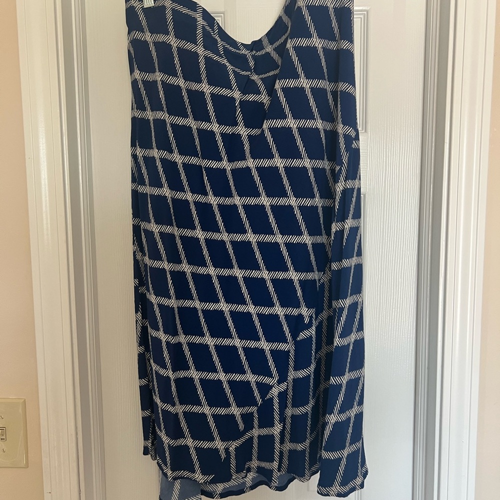 Navy and White Geometric skirt